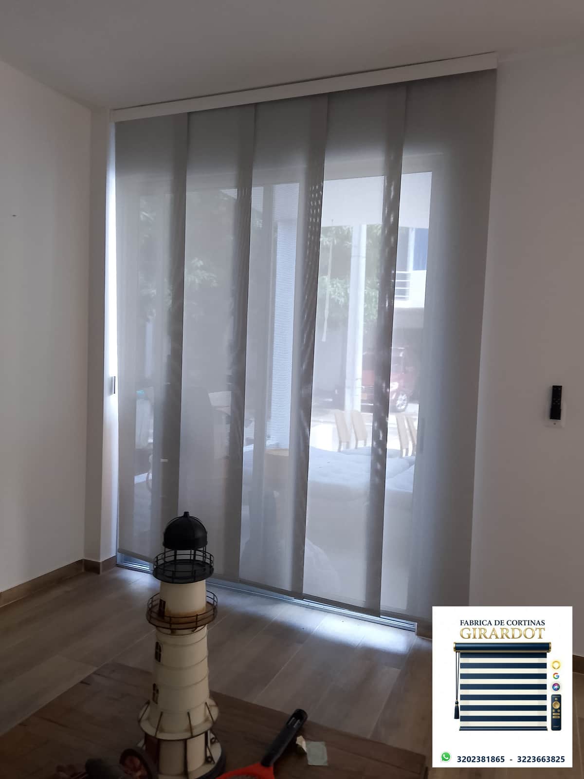 Instalación Panel Japonés
