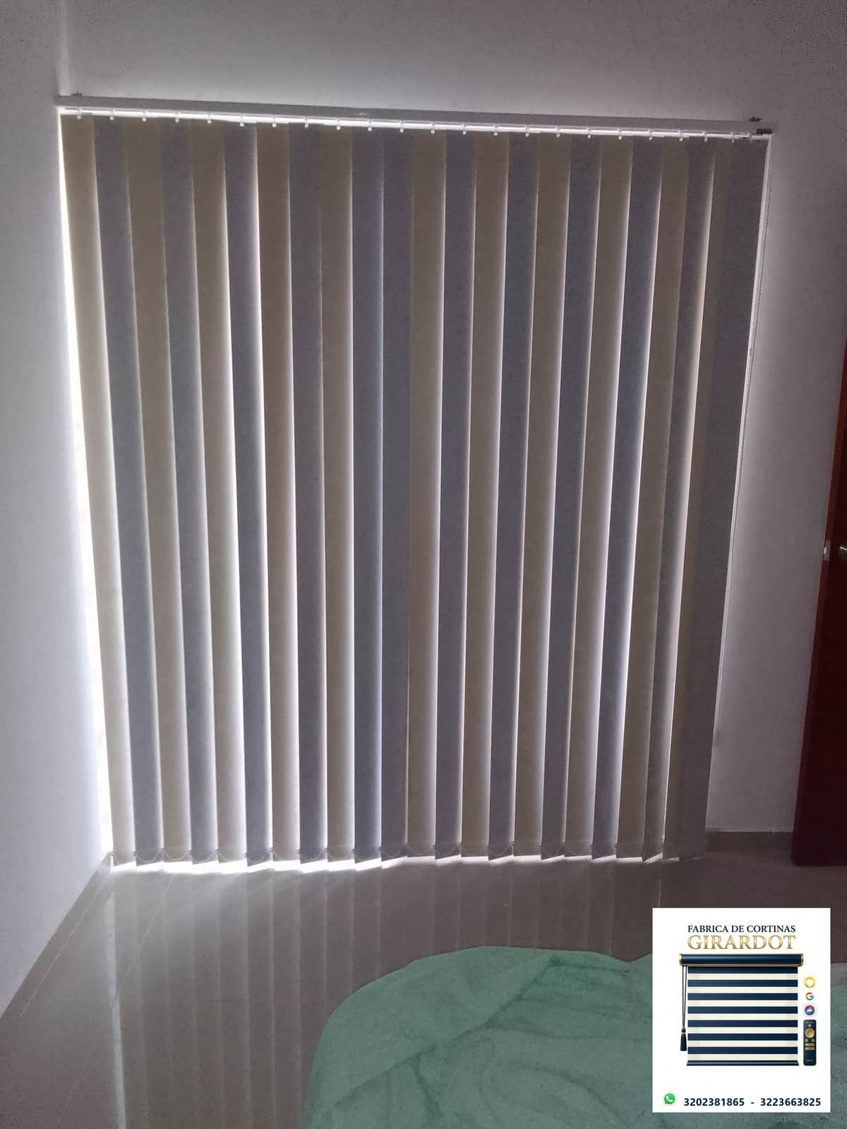 Instalación Persiana Vertical