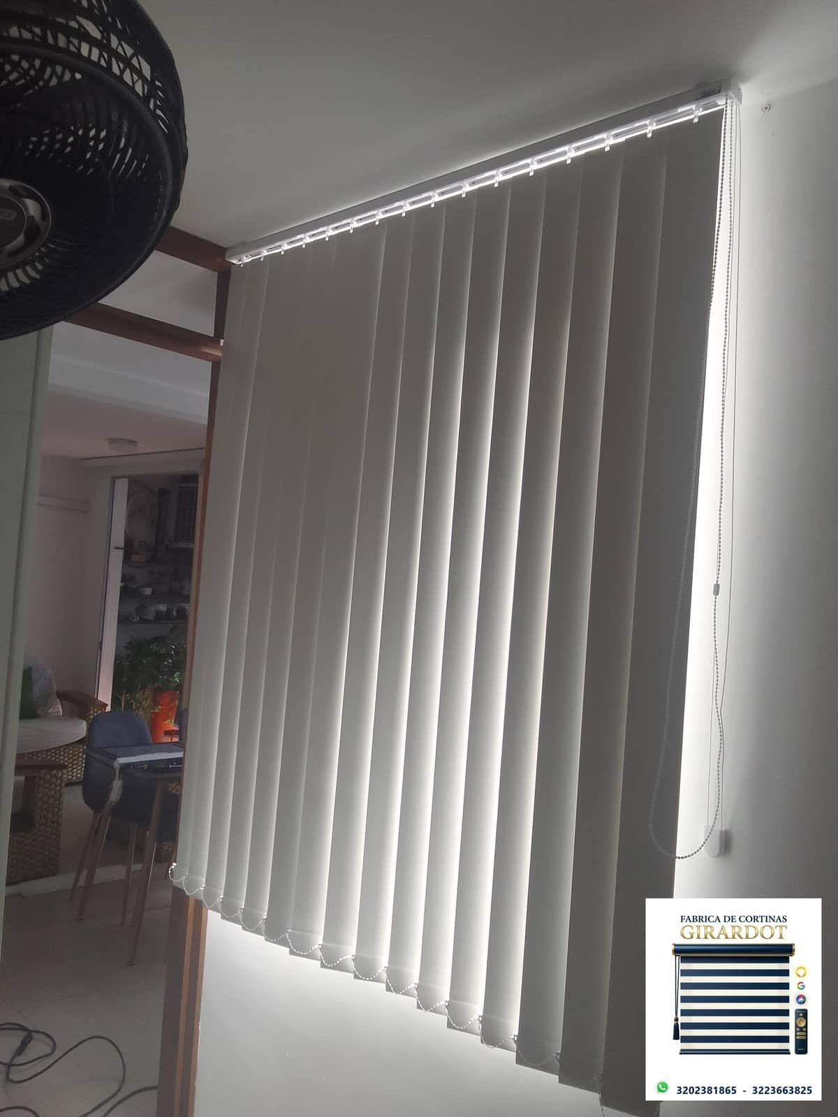 Instalación Persiana Vertical