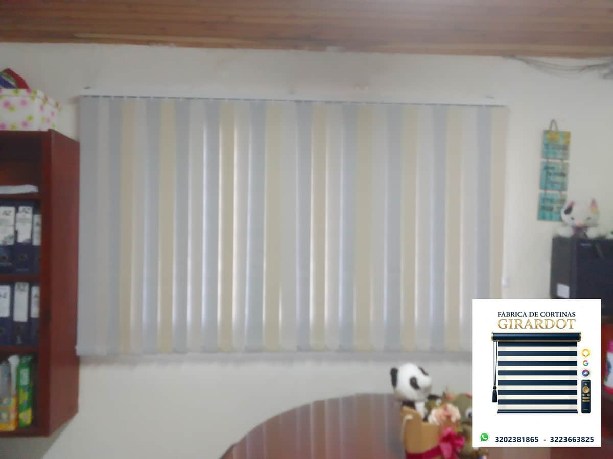 Instalación Persiana Vertical